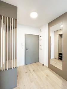 Apartment with balcony near airport with parking