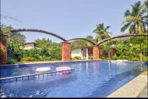 4BHK Villa in Anjuna with private Jacuzzi and pool, 1KM from beach