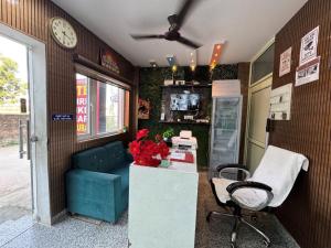 SHRI Bankey Bihari Hotel