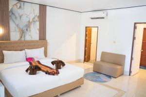 Lanta Beautiful beach house 2