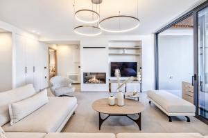 Villa Luxury Heaven - with Heated Pool