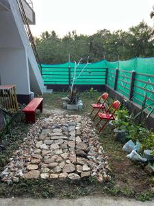 Kannada Maathe Home Stay-2, Near Golden Temple 2km far