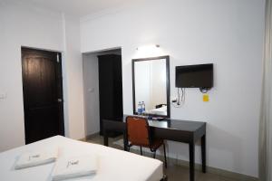 Wynad Hotel
