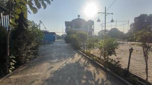 R D Palace and Resort