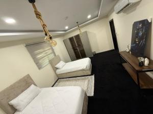 شقة غرفتين نوم وصالة أنيقه