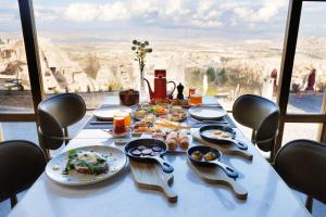 Millstone Cave Suites Hotel