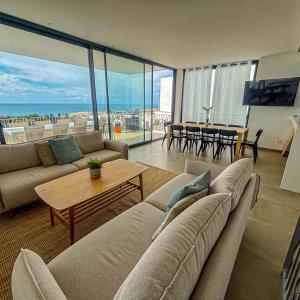 A2403 Brand new south facing Villa with Infinity Pool