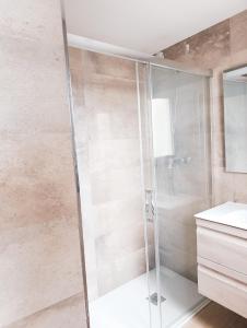 A2403 Brand new south facing Villa with Infinity Pool