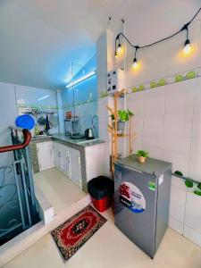 Gems House 2- Kitchen Balcony Apartment