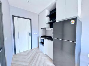 Title Ledgendary 7th Floor