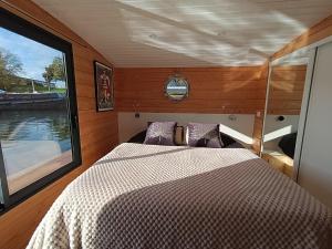 La toue Vent dAnjou - Bateau traditionnel de la Loire