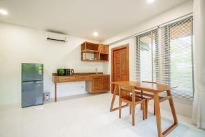 A103 Banjong 1 Bed apart Near Nai Harn Beach