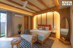 StayVista at Miorah Chalet with WiFi, Pool, TV