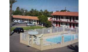 Del Rio Hotel O near Mesa Downtown