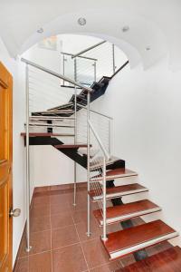 Coogee Horizon 1 Block to the Sea Heart of Coogee