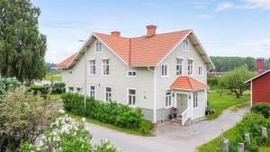 Fantastiskt boende centralt i Dala-Floda