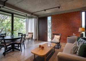 LohonoStays Villa Amani 8B