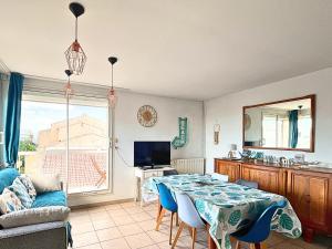 Brise Marine - Appartement 2 chambres avec balcon, vue mer & parking privé à 30 m de la plage