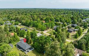 3 Bedroom Beautiful Home In Væggerløse