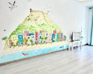 Lovely, new, bright 3 mins to beach apt 105 sq meters