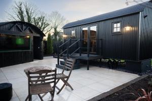 Friels Fairytree Oak Lodge