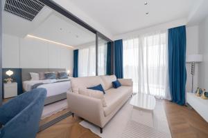 The Sunshine Beach Resort 1-bedroom with a great view