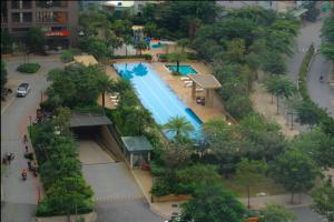 2BR Picity - 3 Pools, Gym, 30 mins to Airport