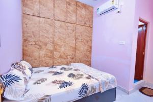 Brand New 2bhk Spacious and stylish AC apartments in Tirupati with modern amenities and kitchen near bus stand and railway station, easy access tolocal Temples