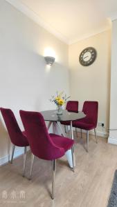 Jasmine 1 At Regents Park