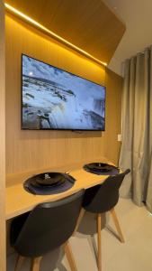 Studio completo a passos da Beira Mar no Meireles