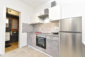 Apartments Marko & Noa 2414