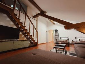 Central Living Apartments