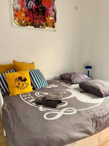 Mickeys Enchanted Studio, Central, Wi-Fi