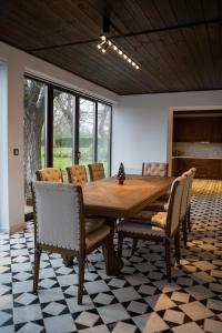 Вила Вяра, Надежда, Любов