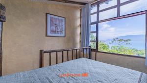 Chale em Ilhabela a 550m da Praia do Juliao