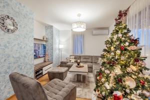 Apart hotel M S KATUNJANIN