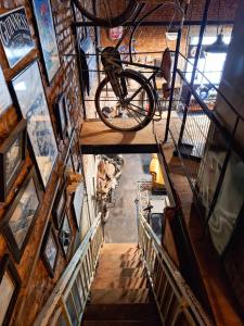 "La Forja Garage" Loft industrial Alojamiento unico !!!