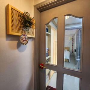 Family-friendly K-Drama Studio Yeonsinnae Station GTX-A 5 min to Seoul Station Sleeps 6