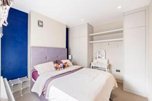 Bright and airy flat in Fulham Zone 2 with fast commute to Central London