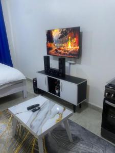 Royal Suburbs by Tsavo