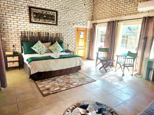 Lions Guesthouse and The Buck&Lion Restaurant