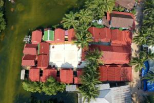 Paradiso Lagoon Bungalows