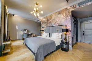 Grand Poet Hotel and SPA by Semarah