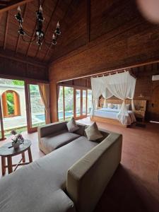Ayuning Private Villas