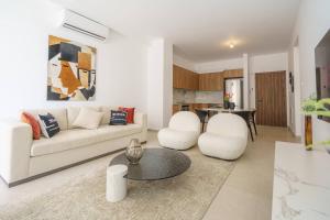 Kalamon Luxury Suite 105 w Pool & Gym