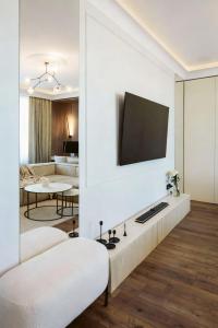 Ultra Premium Apartment, Cinema Experience