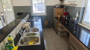 Flora Apartment with pool by Villas Guide