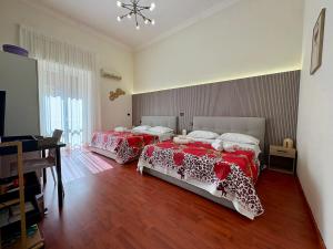 Platform 9 Partenope