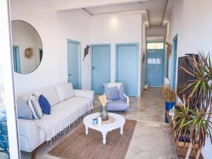 La Vague Bleue water feet S 04