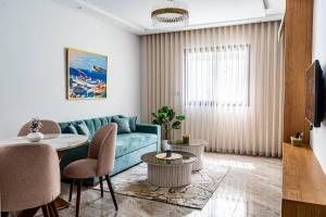 The Turquoise of Ain Zaghouan s plus 1 warm for 4